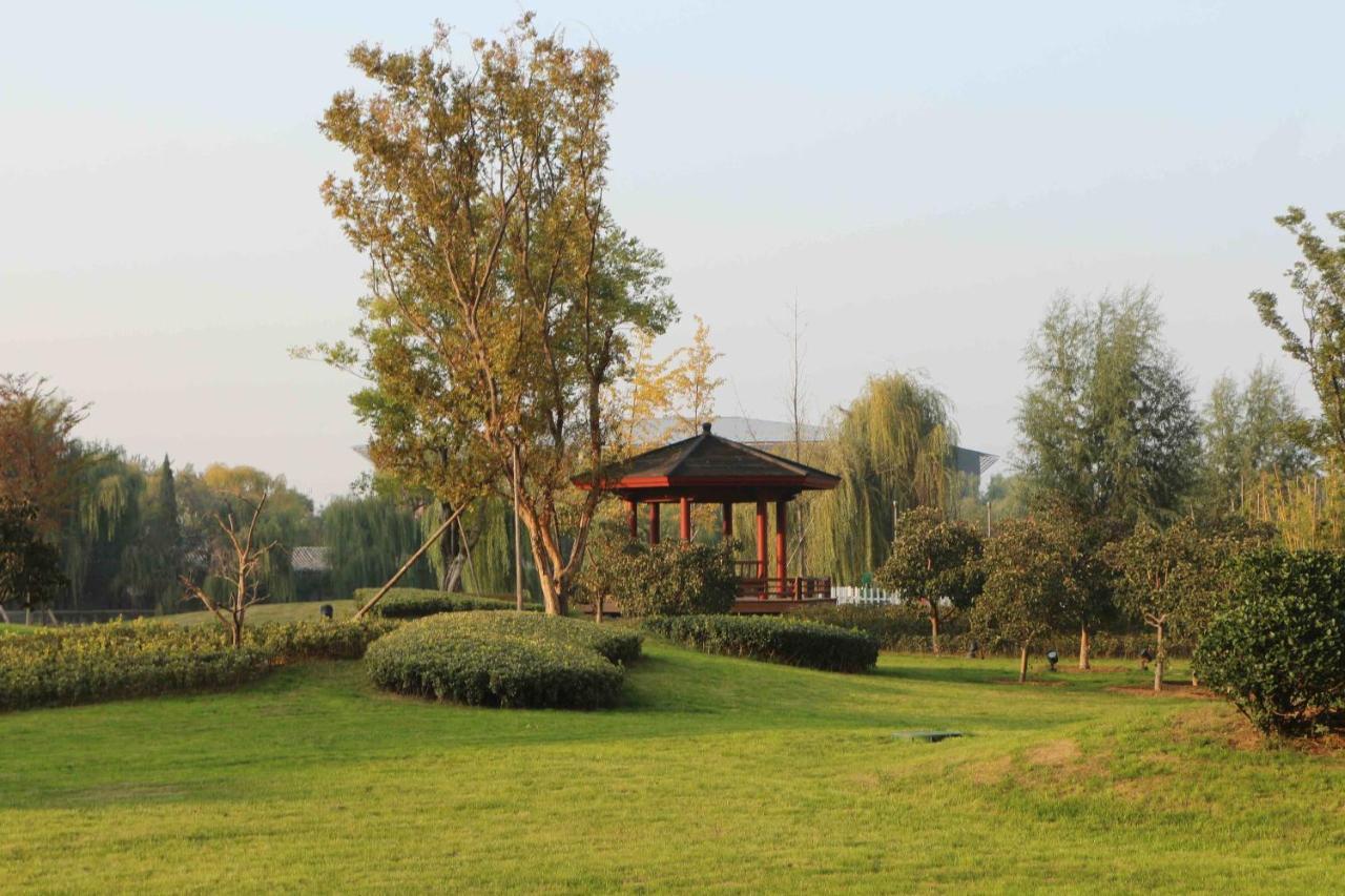 Shangri-La Qufu Hotel Exterior photo