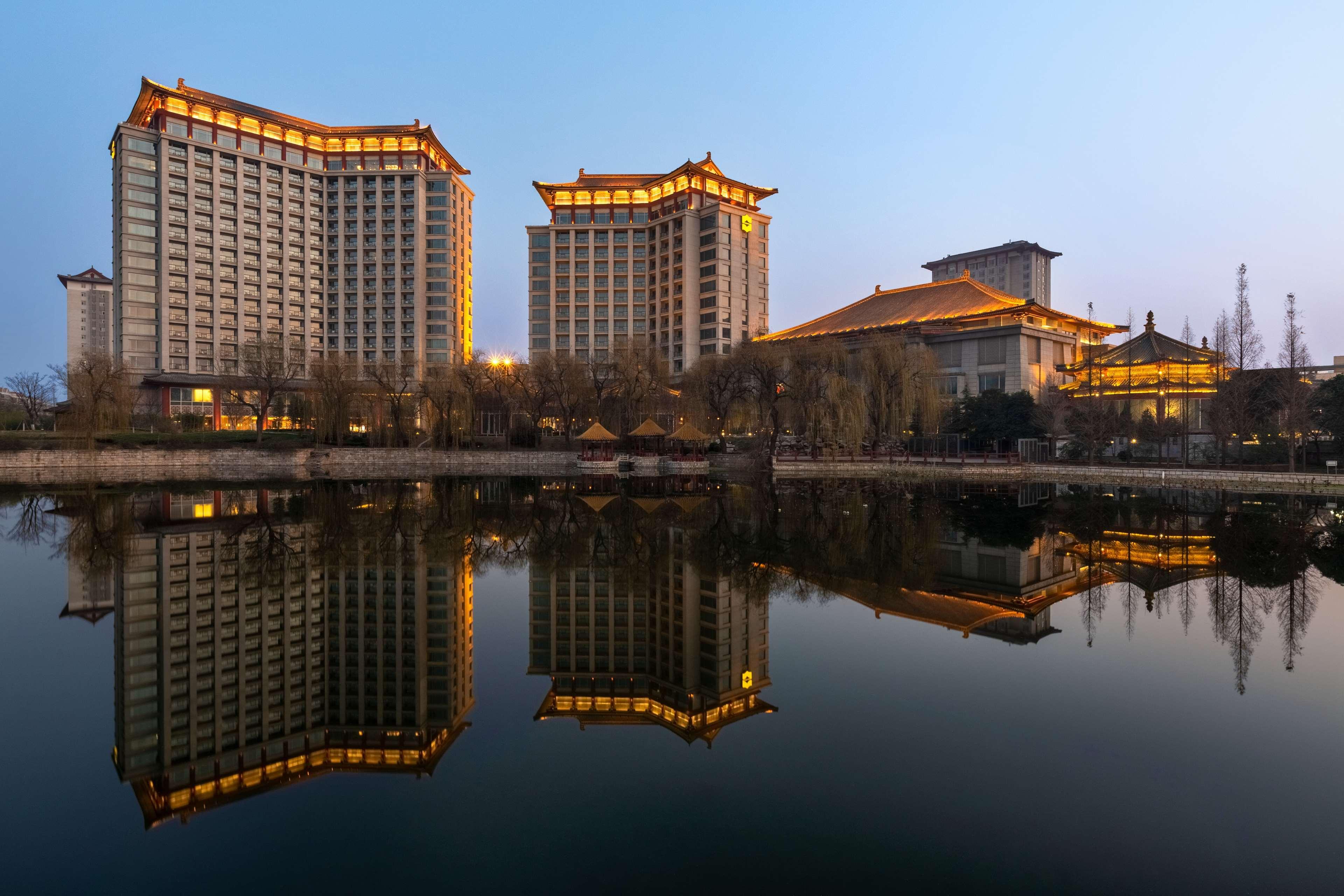 Shangri-La Qufu Hotel Exterior photo